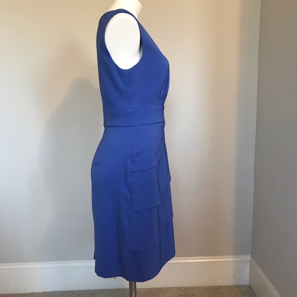 Knee-Length Dress - Picture 2 of 5